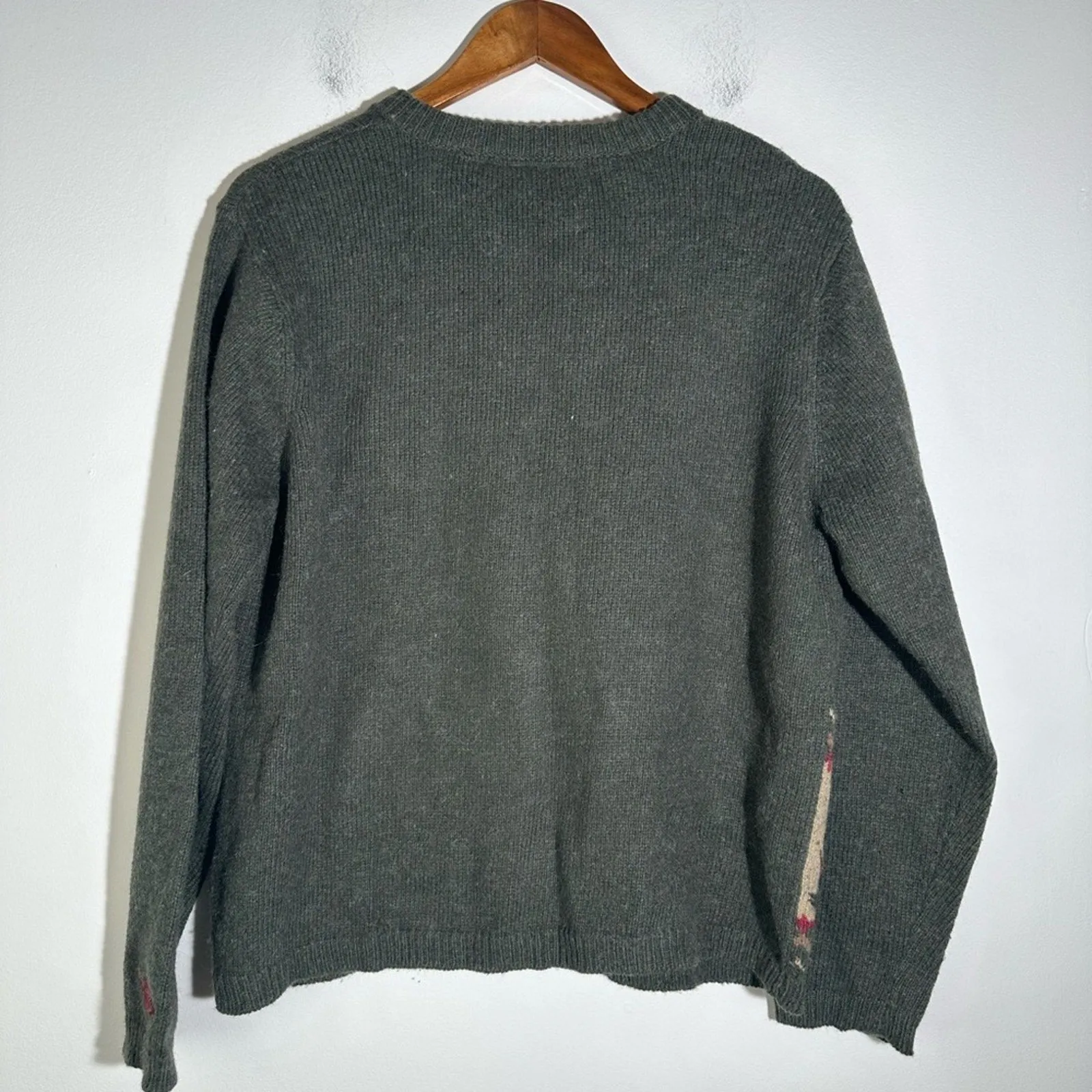 Croft & Barrow Green and Red Zip Up Sweater with Rustic Patterns