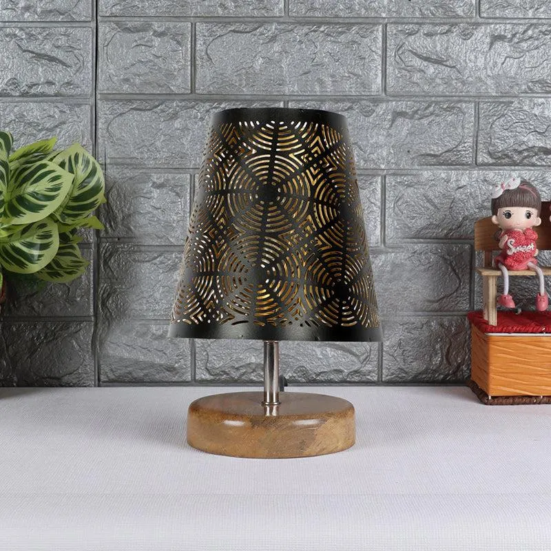 Neso Etched Table Lamp  - Black