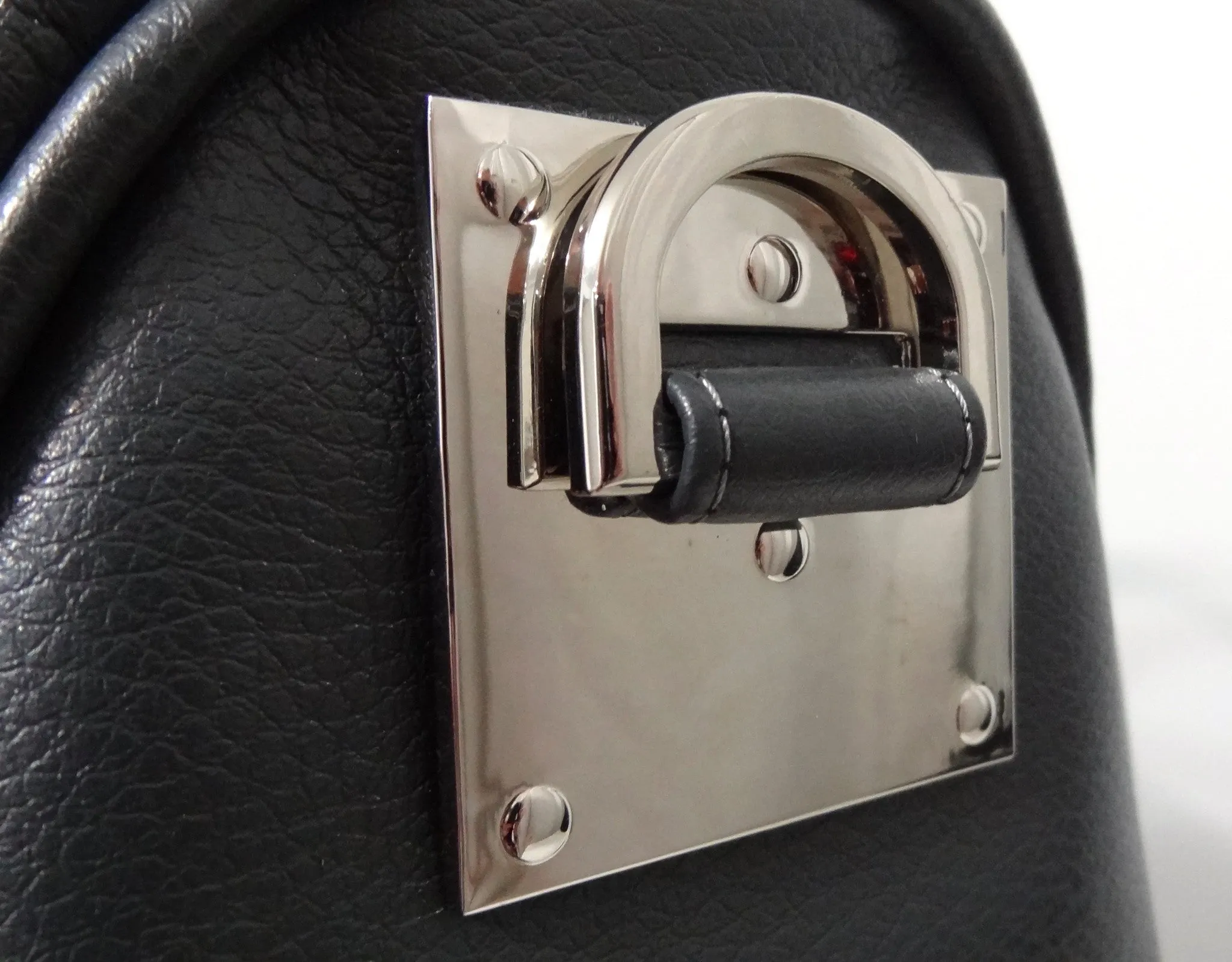 Xtra-Large Square Grommet Buckles "Rings" Hardware Kit